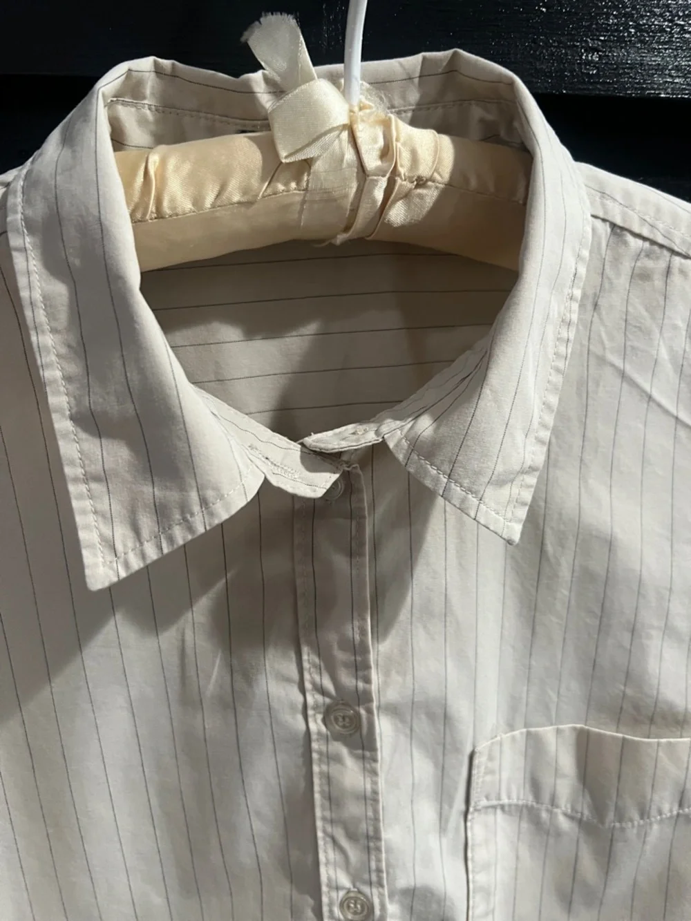 Velvet Heart - Button Down Top - Picture 4 of 5